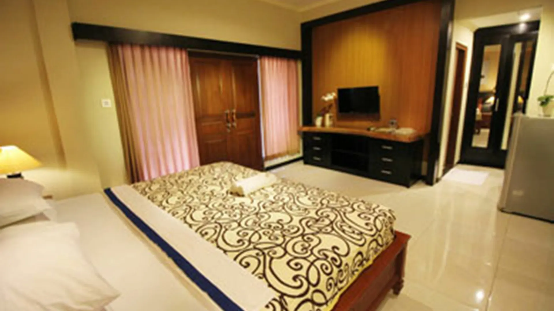 Jepun Bali Hotel Kuta Lombok